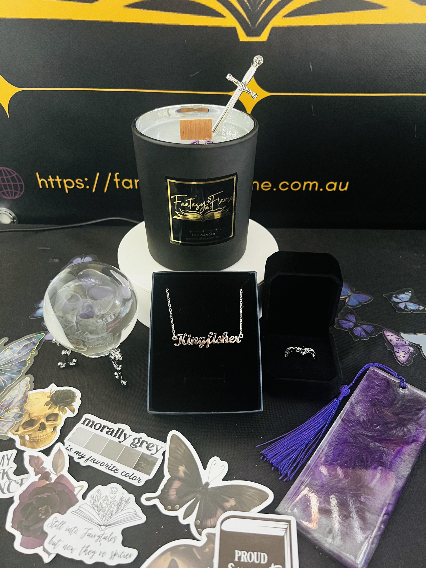 Quicksilver - Kingfisher Book Boyfriend Box