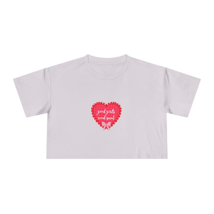Good Girls Read Smut Crop Tee