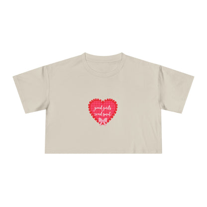 Good Girls Read Smut Crop Tee