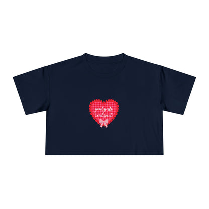 Good Girls Read Smut Crop Tee