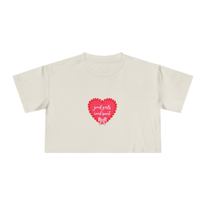Good Girls Read Smut Crop Tee